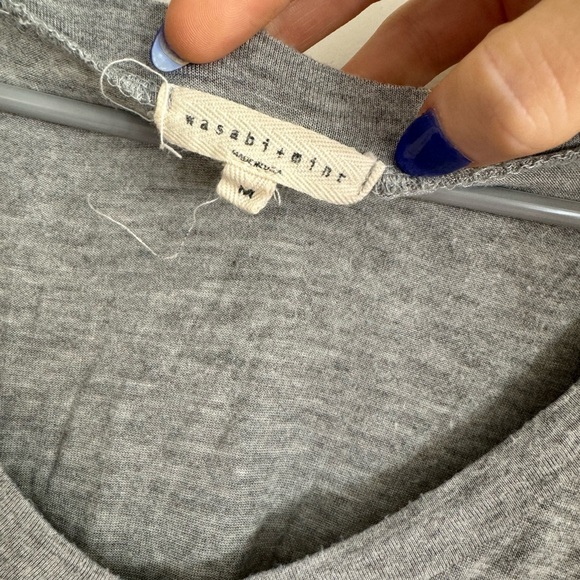 Grey V-Neck Short Sleeve Top - Picture 2 of 2